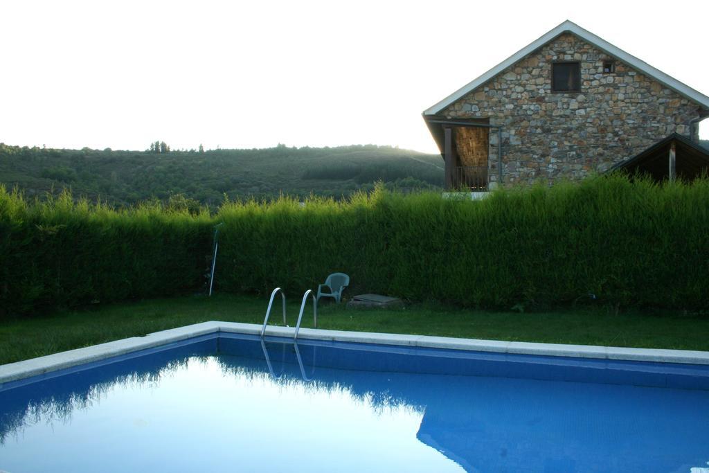 Alojamiento En Entorno Rural Los Trobos Villar de Otero Buitenkant foto