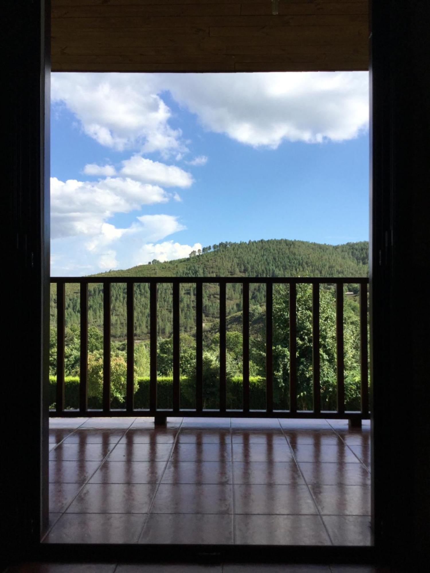 Alojamiento En Entorno Rural Los Trobos Villar de Otero Kamer foto